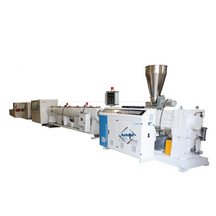 Machine de fabrication de conduites d'eau en PVC