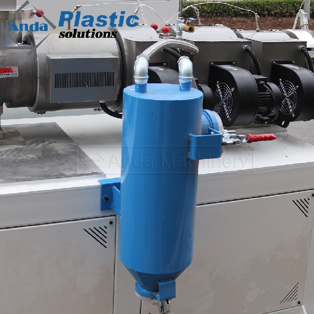Anda Machine d'extrudeuse de plastique pour panneaux muraux en PVC