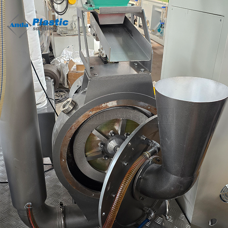 Anda machine à pulvérisation PVC d'économie d'énergie lourde