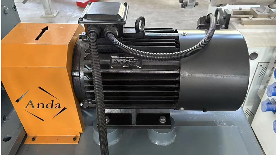 Moteur aimant permanent à haute efficacité