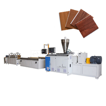 Ligne d'extrusion de panneaux muraux en PVC