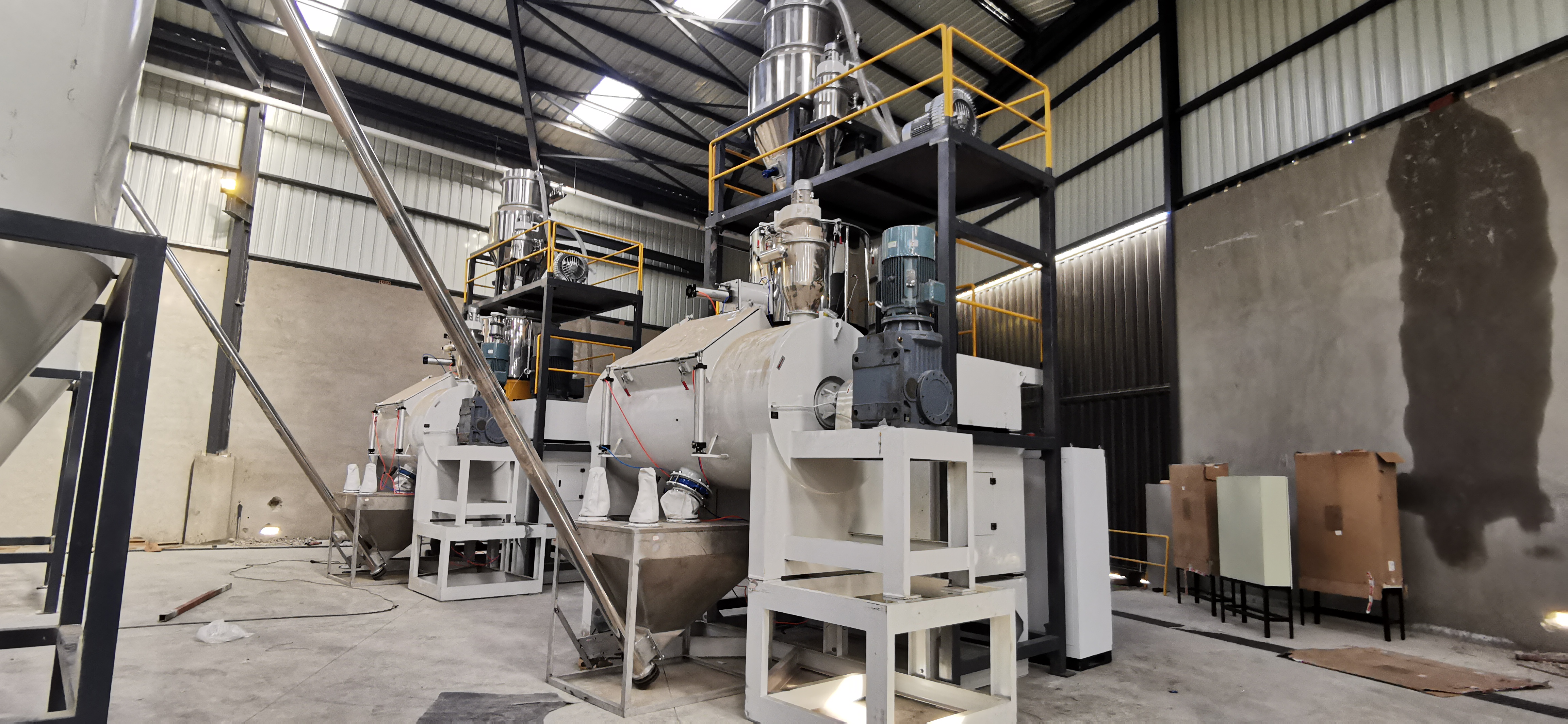 Ligne de production de panneaux de mousse WPC, machine de panneaux de mousse WPC, machine de fabrication de panneaux de mousse WPC, ligne de production de panneaux de mousse PVC