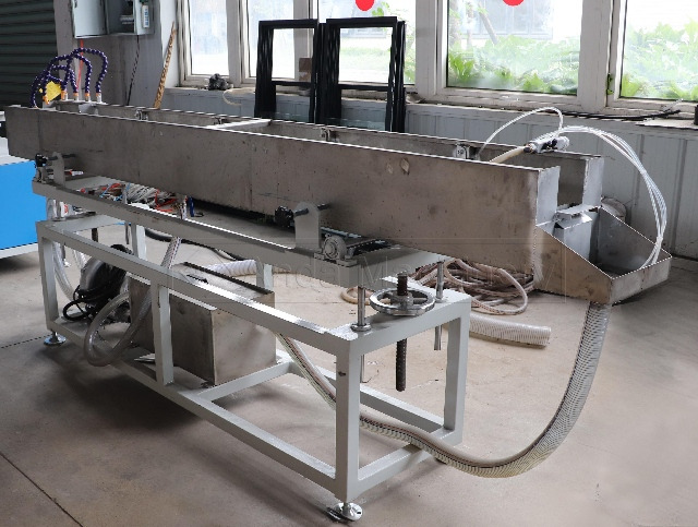 Ligne de production de joints en caoutchouc TPV pour profils de fenêtres et de portes
