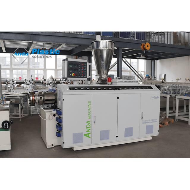 Machine d'extrusion de profil de cadre de porte WPC