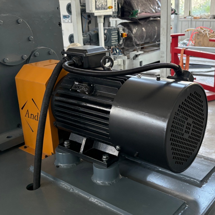 moteur avanc&eacute;