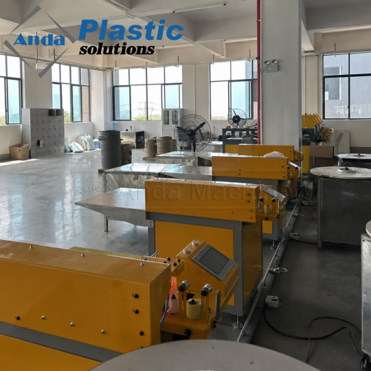 Enrouleur automatique de bandes de chant en PVC